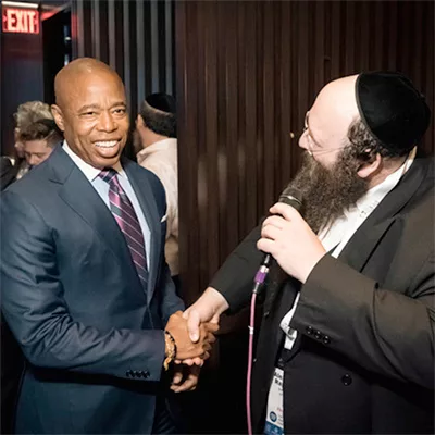 V8 Queens Jewish Link